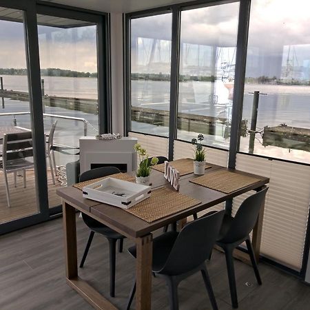 Ostsee Hausboot Schleswig Ostseeblick 1 المظهر الخارجي الصورة