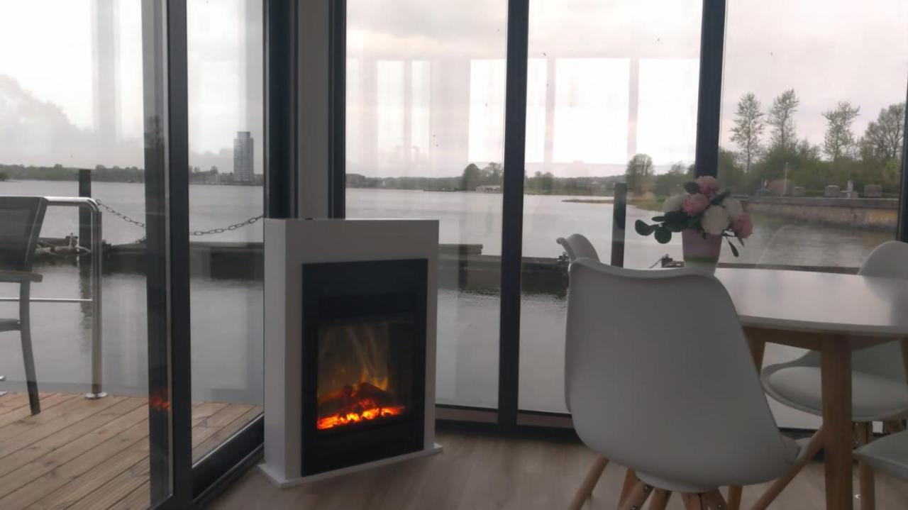 Ostsee Hausboot Schleswig Ostseeblick 1 المظهر الخارجي الصورة