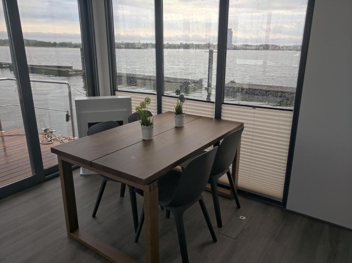 Ostsee Hausboot Schleswig Ostseeblick 1 المظهر الخارجي الصورة