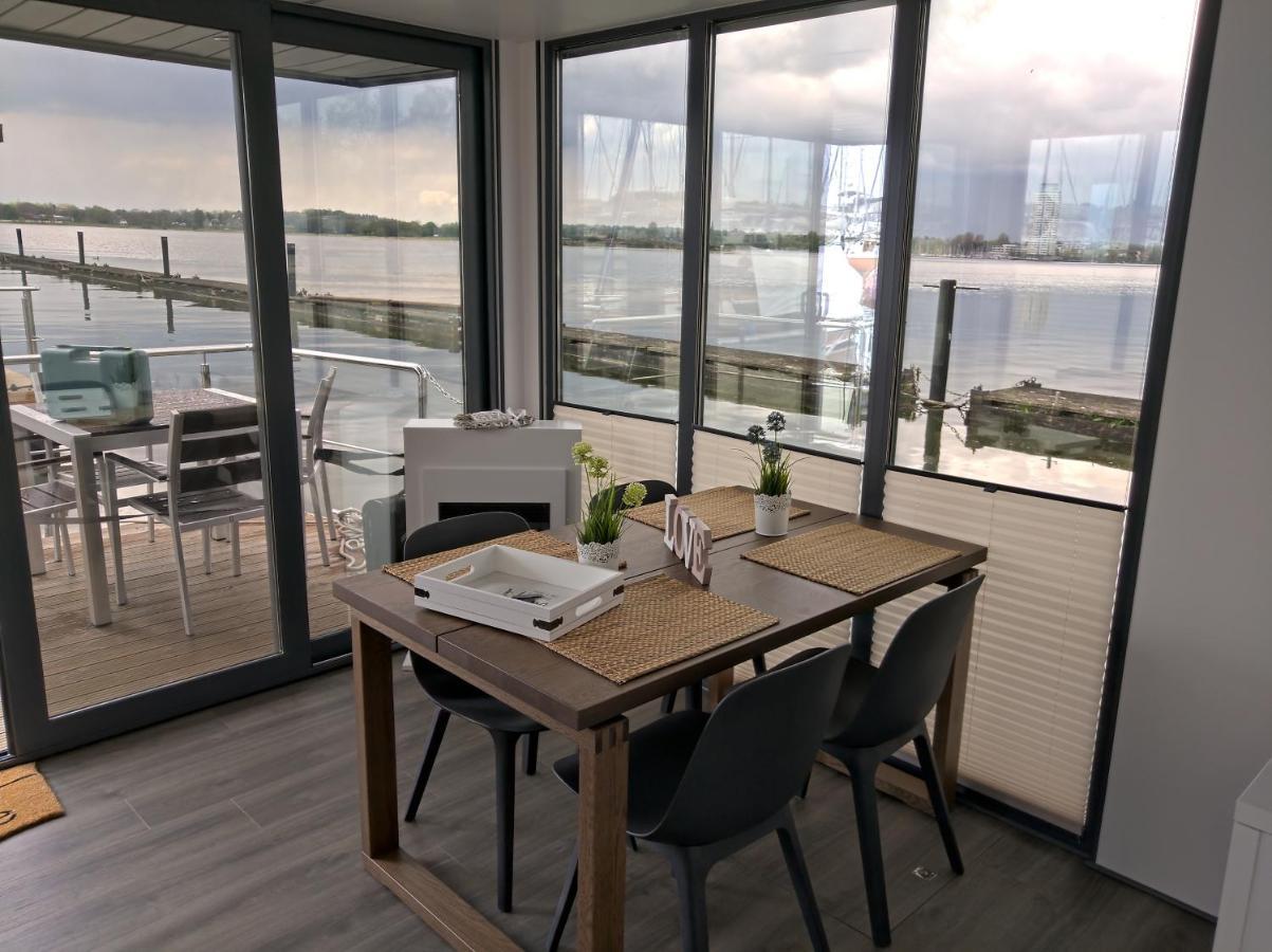 Ostsee Hausboot Schleswig Ostseeblick 1 المظهر الخارجي الصورة