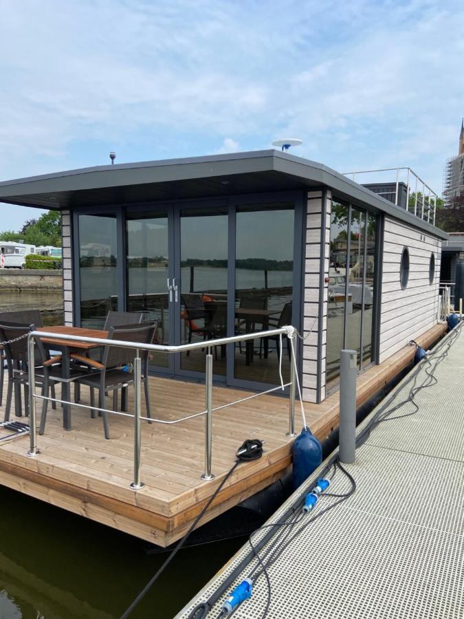 Ostsee Hausboot Schleswig Ostseeblick 1 المظهر الخارجي الصورة
