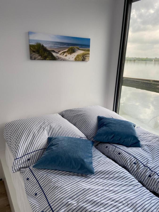 Ostsee Hausboot Schleswig Ostseeblick 1 المظهر الخارجي الصورة