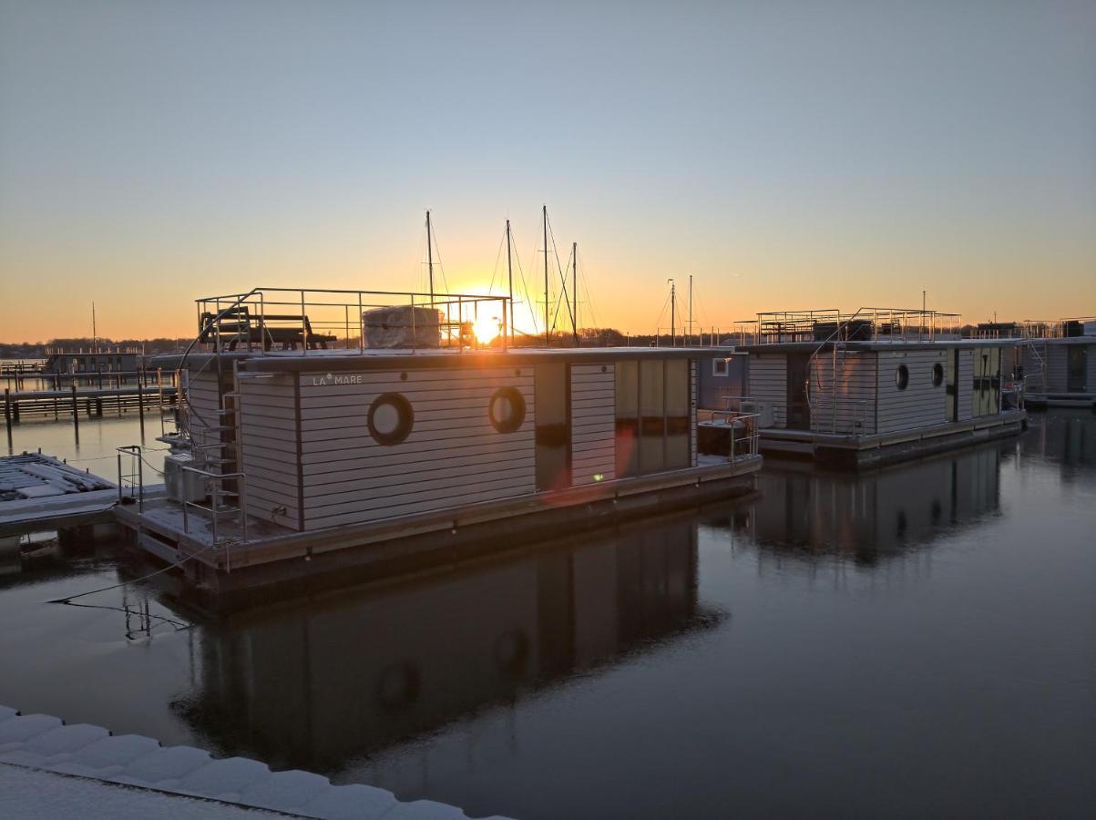 Ostsee Hausboot Schleswig Ostseeblick 1 المظهر الخارجي الصورة