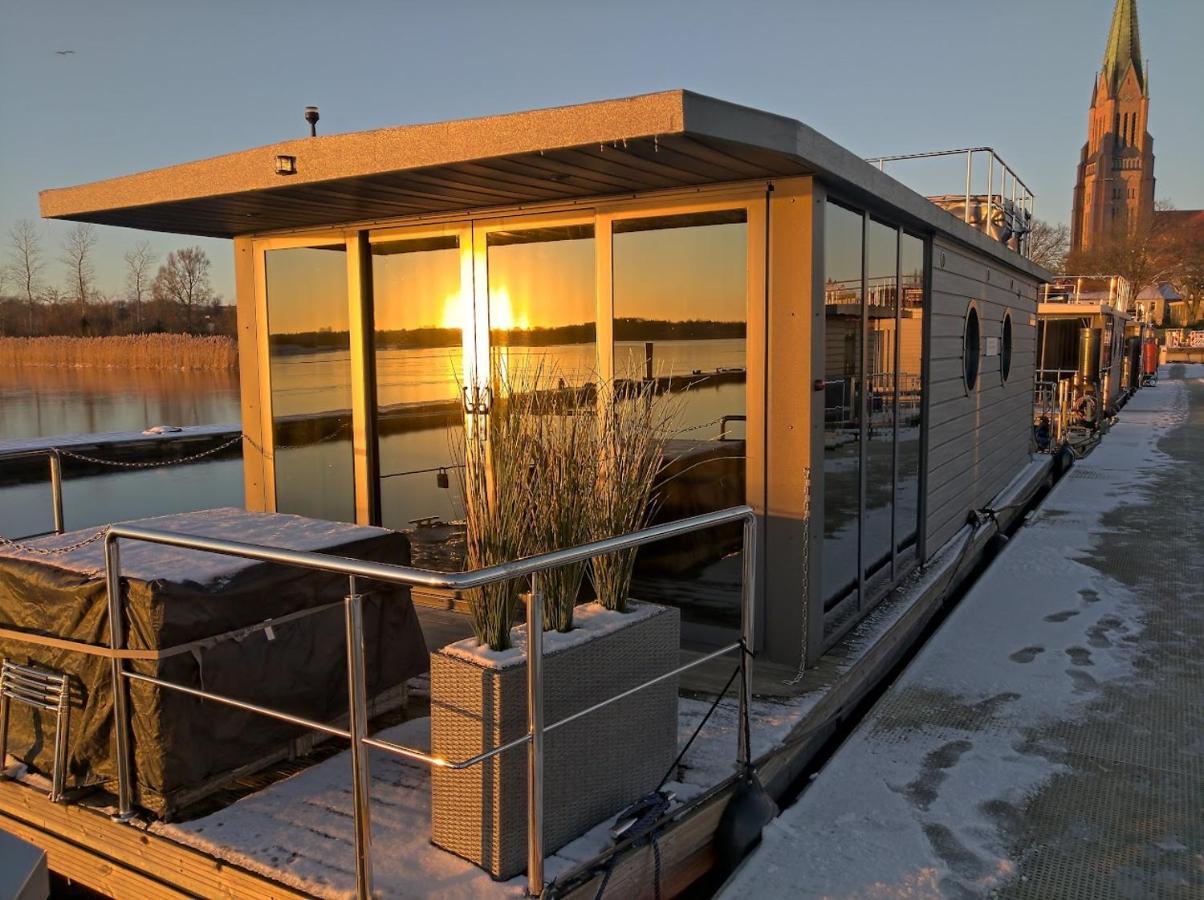 Ostsee Hausboot Schleswig Ostseeblick 1 المظهر الخارجي الصورة
