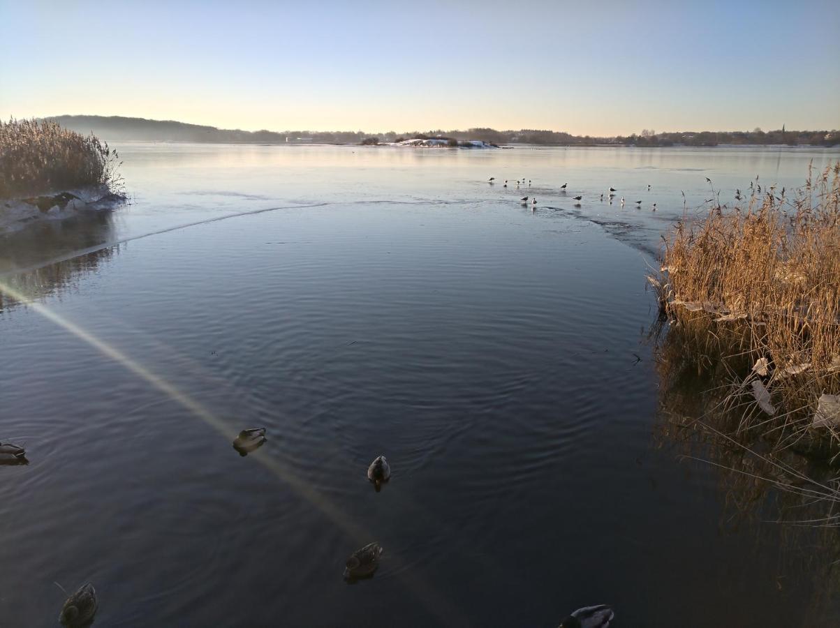 Ostsee Hausboot Schleswig Ostseeblick 1 المظهر الخارجي الصورة